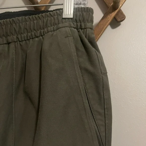 MEN’S Lululemon Utilitech Pull on Pant Size small CCNY olive green LM5AJGS - Picture 2 of 8